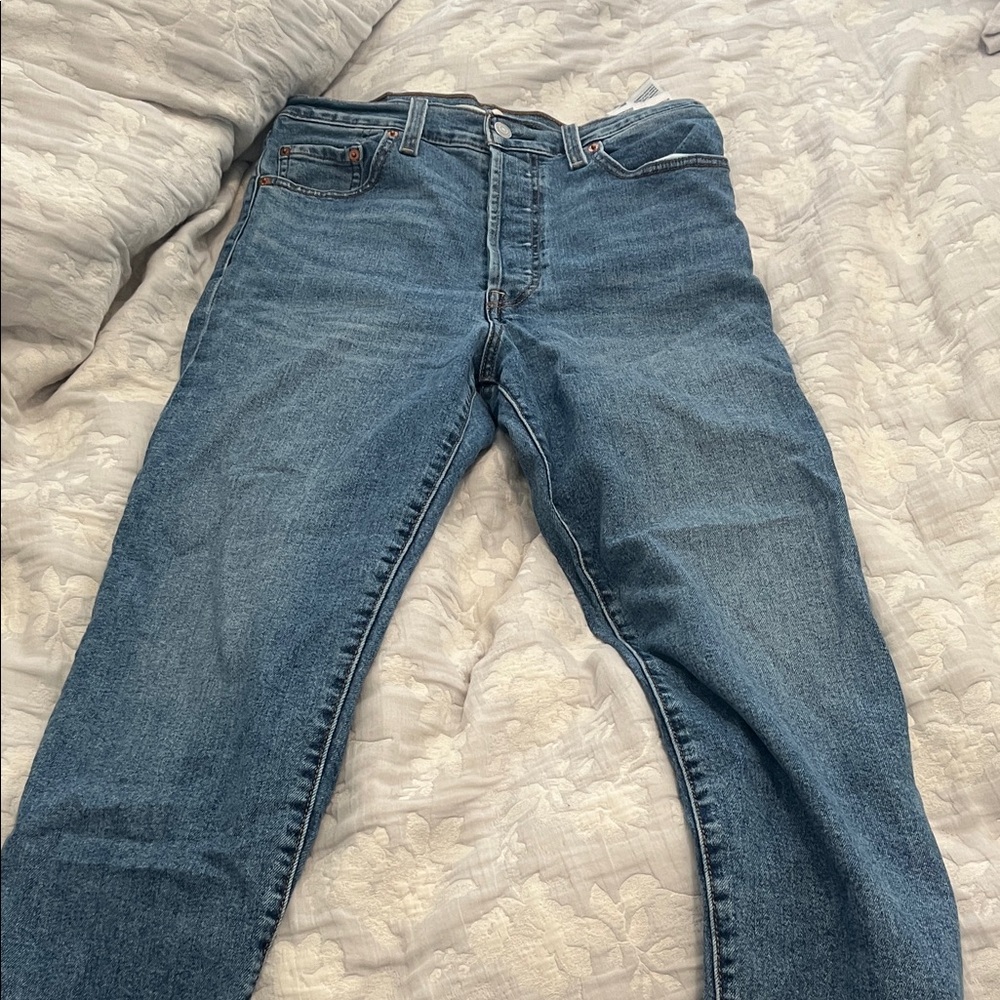 Levi’s Ribcage Straight Medium Wash